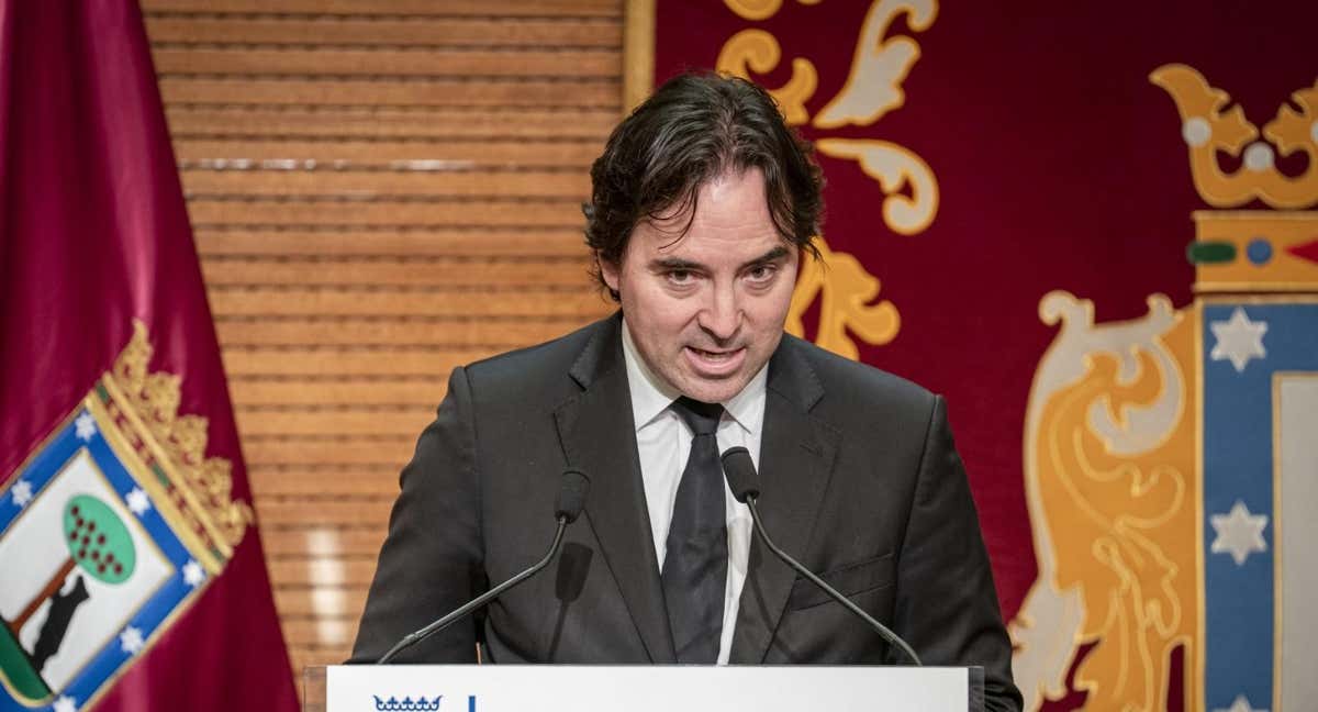 Raúl Martín Presa, en la recepción del Ayuntamiento al Rayo Vallecano. /EP
